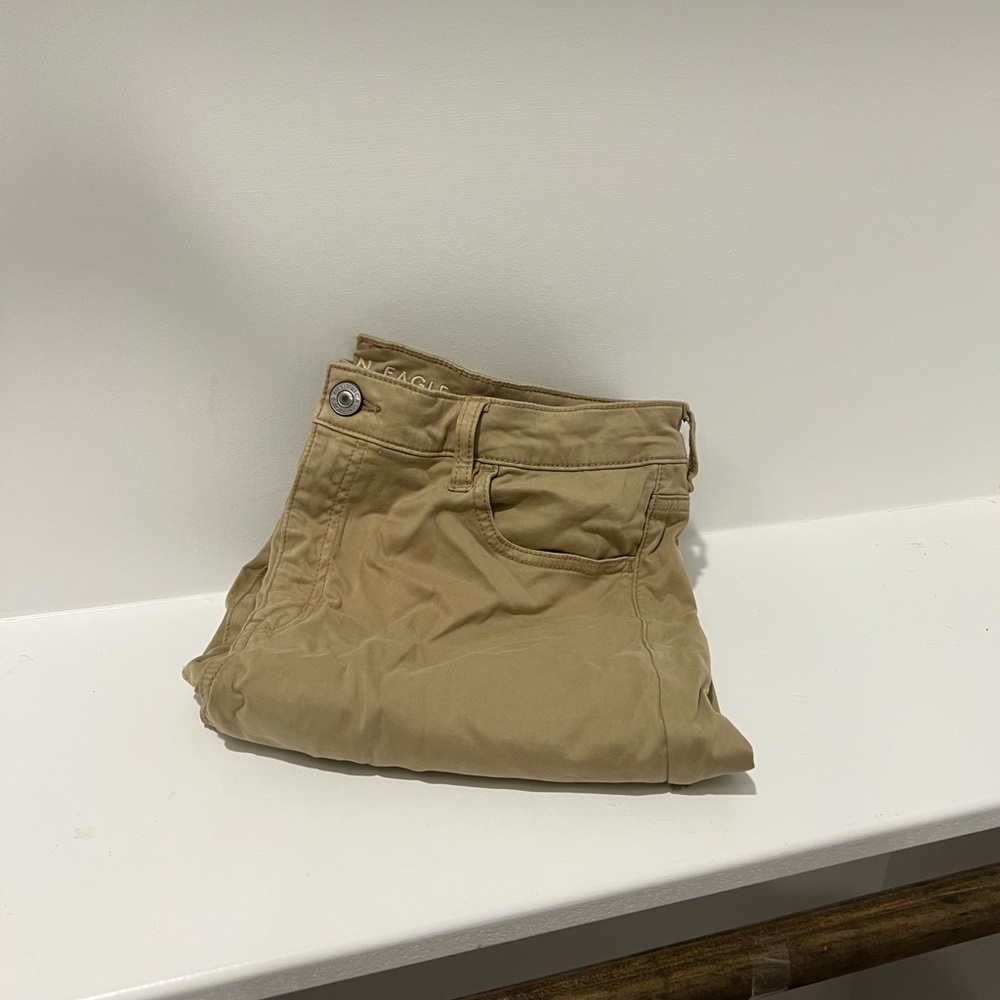 “American Eagle” Khaki Pants